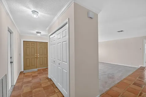 2400 SW 23rd Cranbrook Drive Boynton Beach FL 33436
