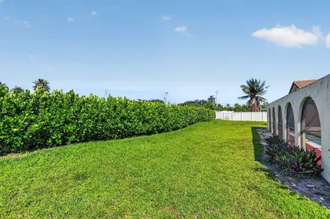 2400 SW 23rd Cranbrook Drive Boynton Beach FL 33436