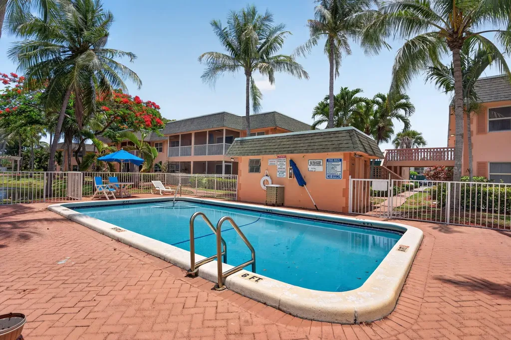 760 SE 2nd Avenue Deerfield Beach FL 33441