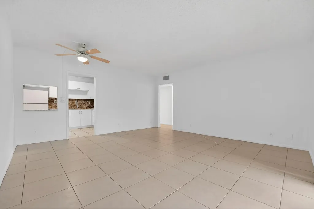 760 SE 2nd Avenue Deerfield Beach FL 33441