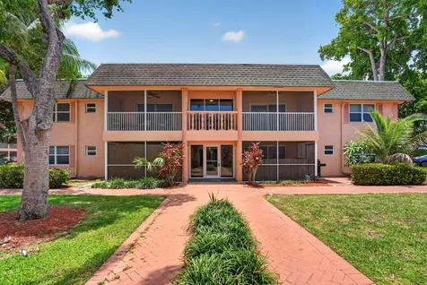 760 SE 2nd Avenue Deerfield Beach FL 33441
