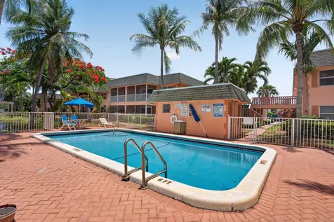 760 SE 2nd Avenue Deerfield Beach FL 33441
