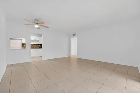 760 SE 2nd Avenue Deerfield Beach FL 33441