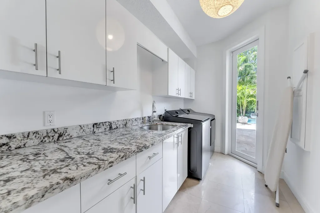3156 NW 61st Street Boca Raton FL 33496