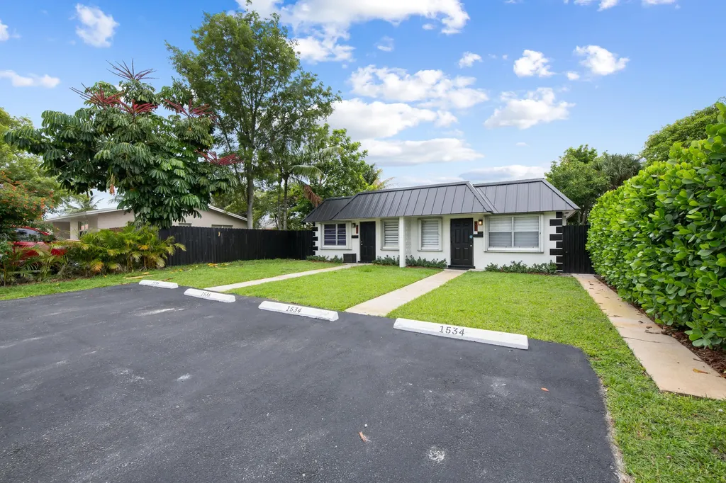 1534 NW 3rd Avenue Fort Lauderdale FL 33311