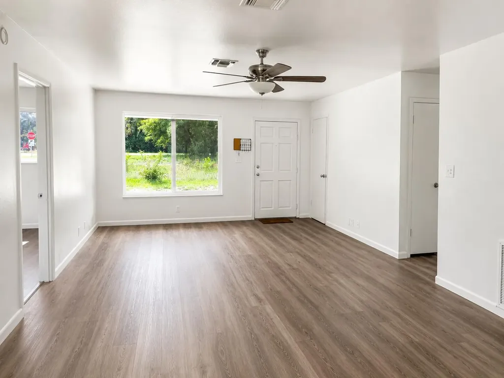 8012 U.s. 1 Vero Beach FL 32967