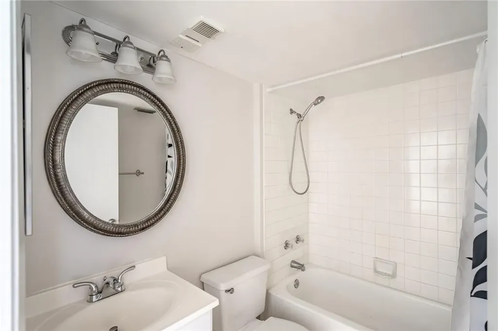 5701 Riverside Drive Coral Springs FL 33067