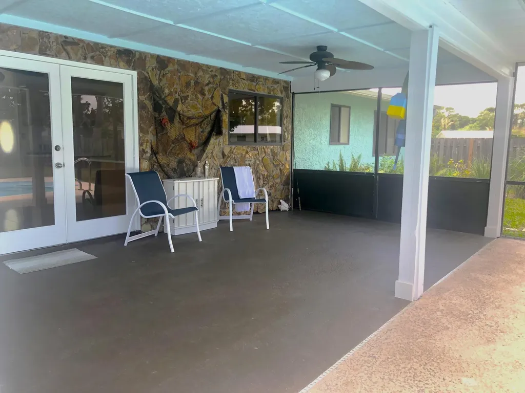 1991 SE West Dunbrooke Circle Port St Lucie FL 34952