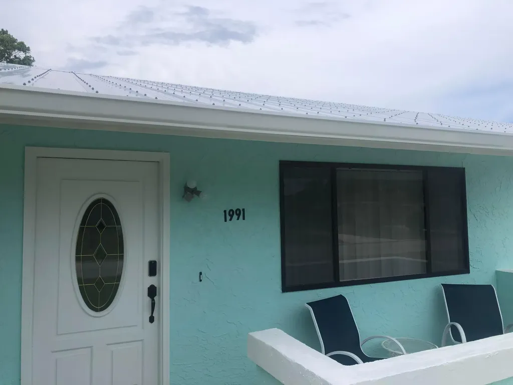 1991 SE West Dunbrooke Circle Port St Lucie FL 34952