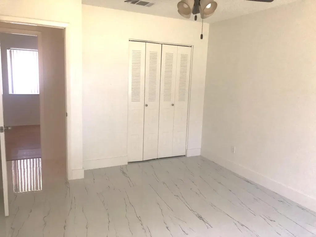 1991 SE West Dunbrooke Circle Port St Lucie FL 34952