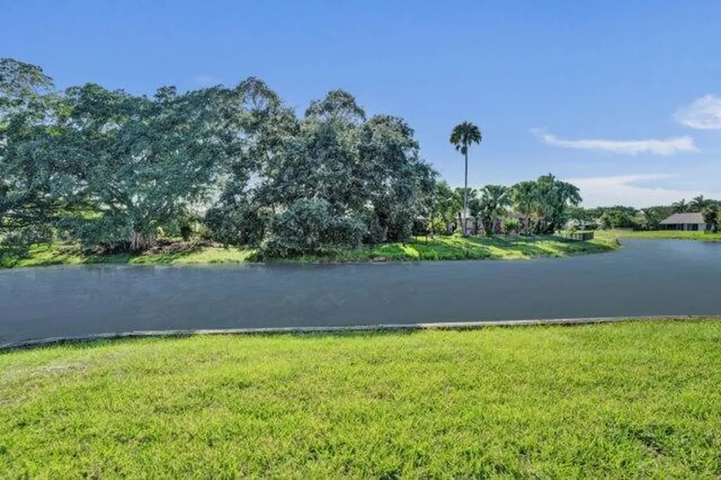 19943 Villa Lante Place Boca Raton FL 33434