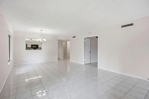 10110 Cedar Point Boulevard Boynton Beach FL 33437