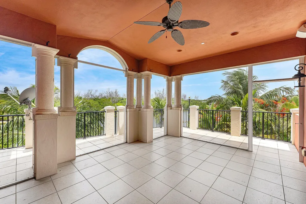 453 NE 19th Avenue Deerfield Beach FL 33441