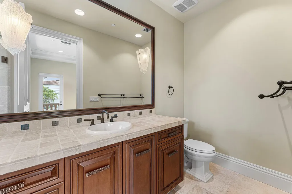 453 NE 19th Avenue Deerfield Beach FL 33441