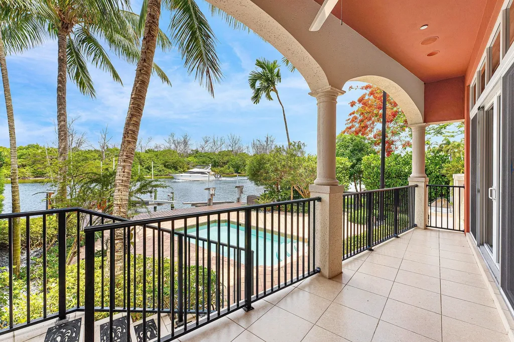 453 NE 19th Avenue Deerfield Beach FL 33441