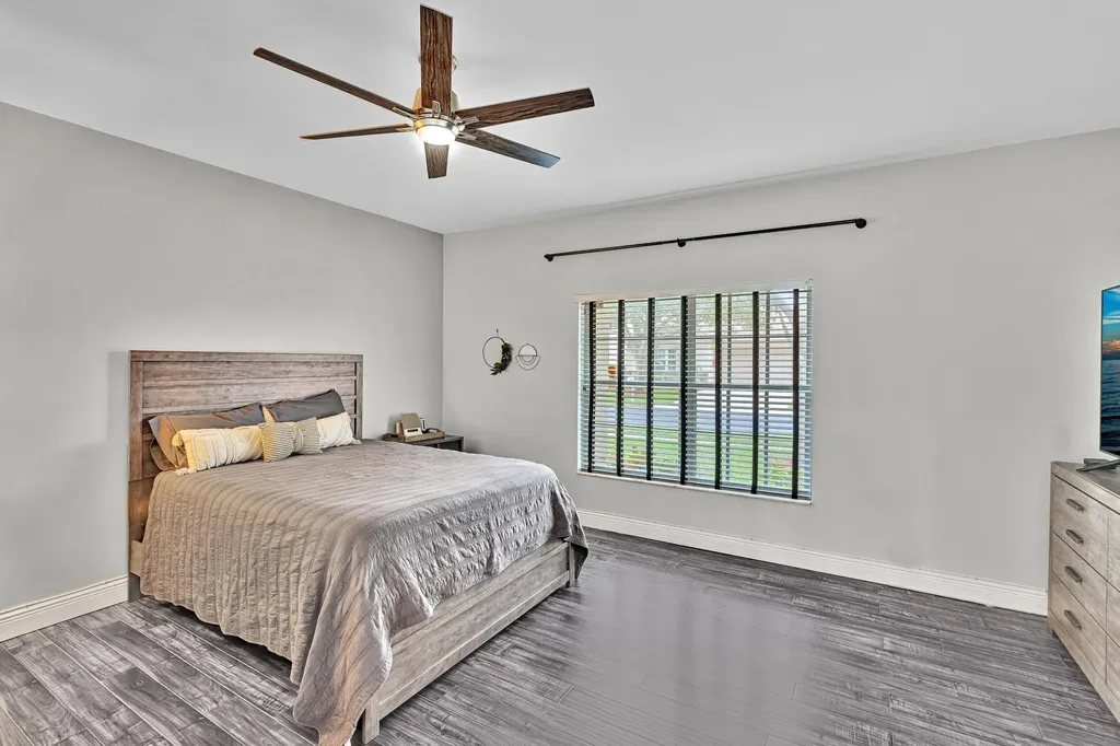 7445 Rockbridge Circle Lake Worth FL 33467