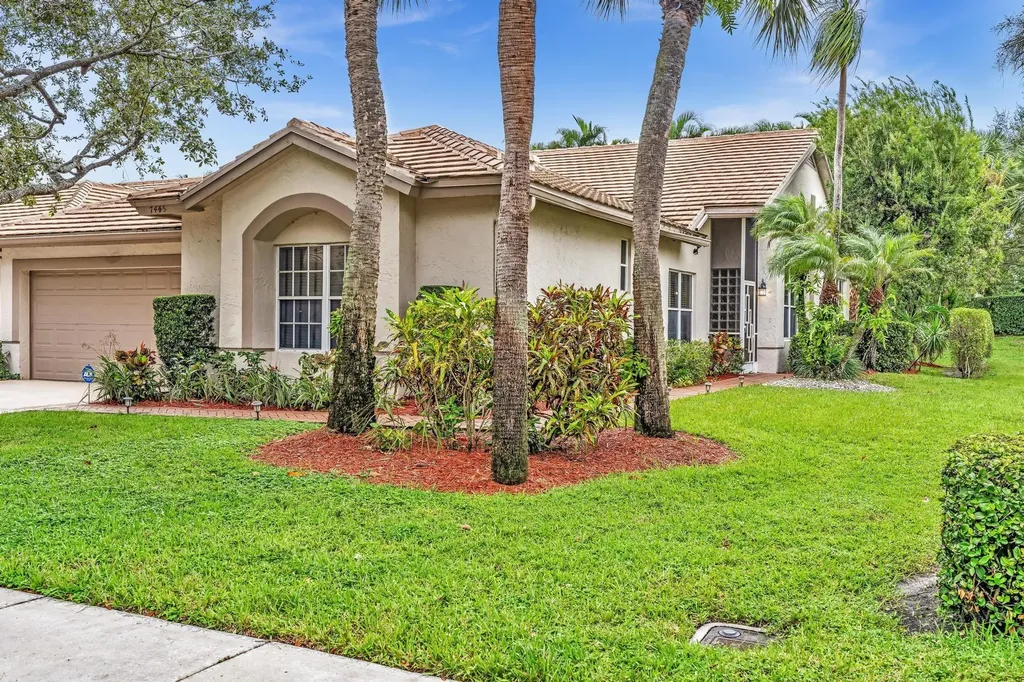 7445 Rockbridge Circle Lake Worth FL 33467