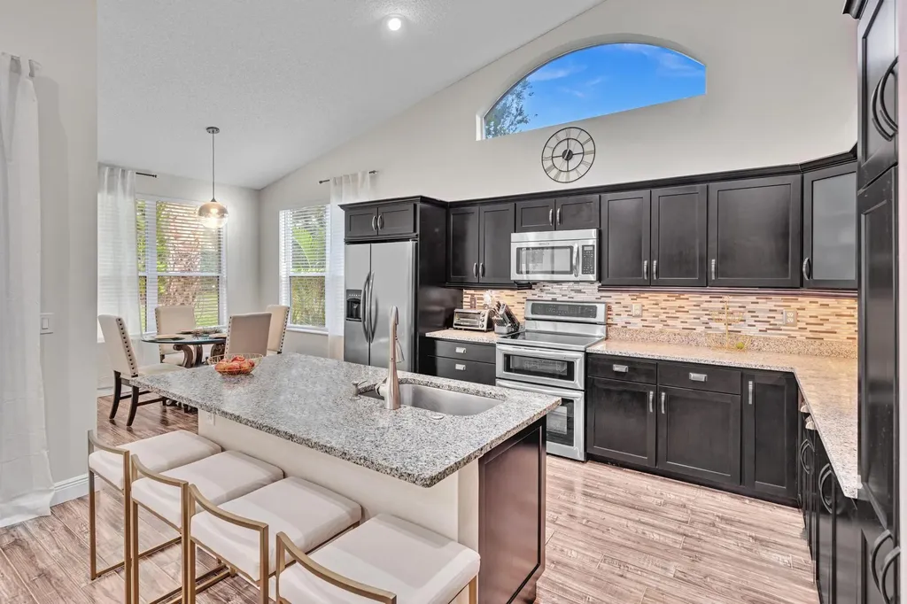 7445 Rockbridge Circle Lake Worth FL 33467