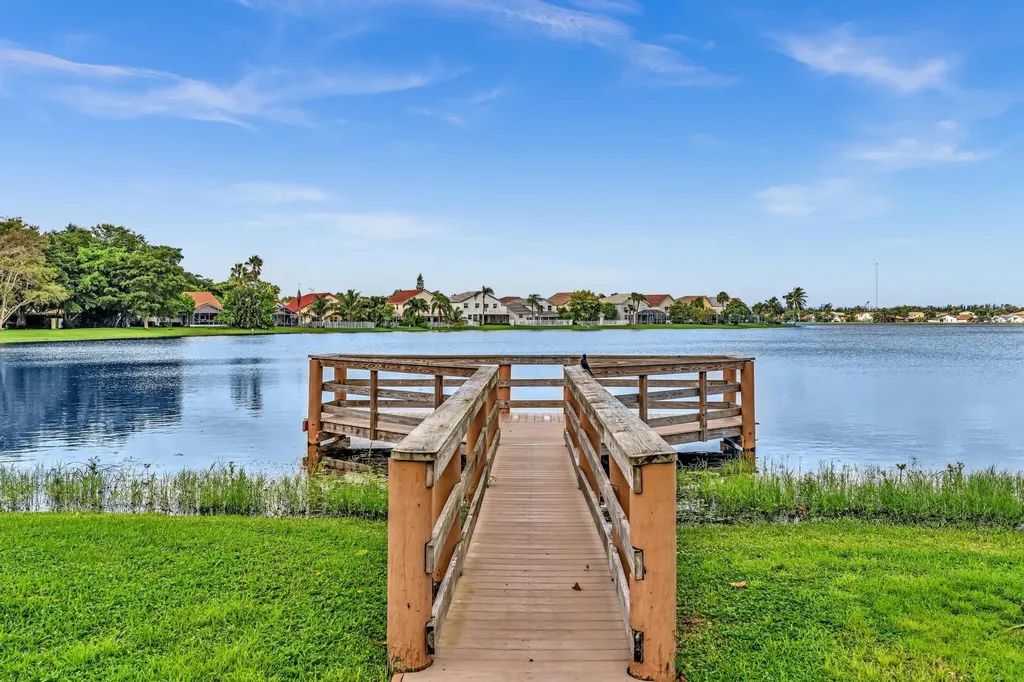 7445 Rockbridge Circle Lake Worth FL 33467