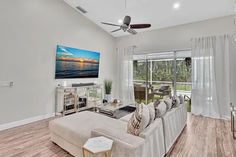 7445 Rockbridge Circle Lake Worth FL 33467