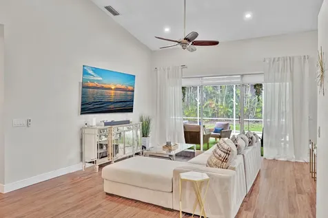 7445 Rockbridge Circle Lake Worth FL 33467