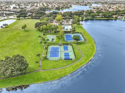 7445 Rockbridge Circle Lake Worth FL 33467