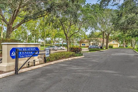7445 Rockbridge Circle Lake Worth FL 33467