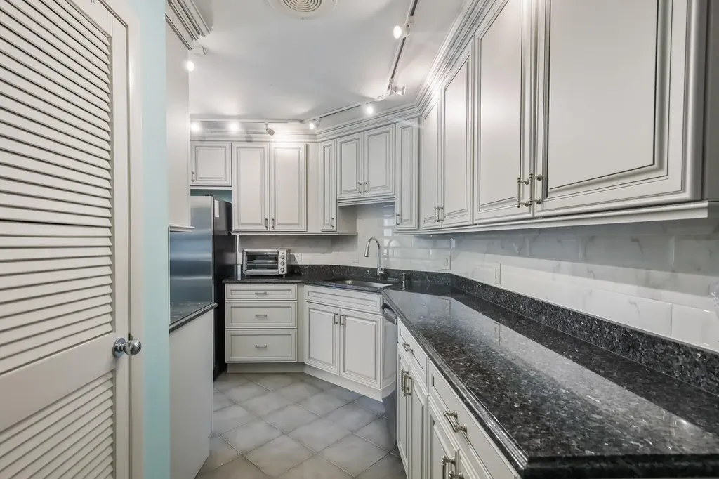 4738 Fountains Drive S Lake Worth FL 33467