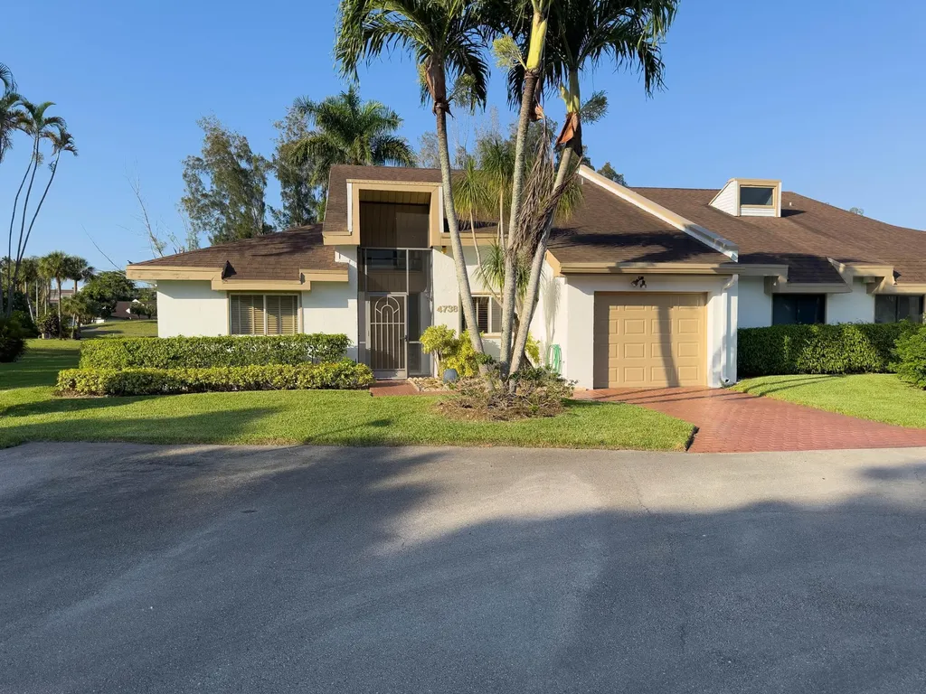 4738 Fountains Drive S Lake Worth FL 33467