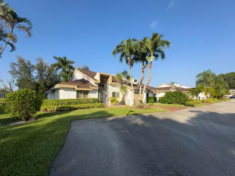 4738 Fountains Drive S Lake Worth FL 33467