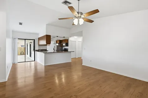 7909 NW 18th Place Margate FL 33063