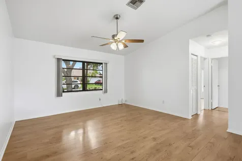 7909 NW 18th Place Margate FL 33063