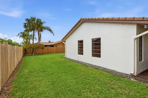 7909 NW 18th Place Margate FL 33063