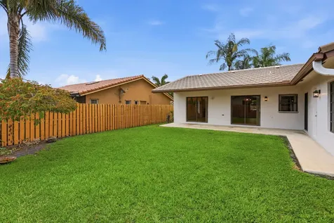 7909 NW 18th Place Margate FL 33063