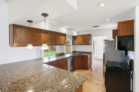 7909 NW 18th Place Margate FL 33063