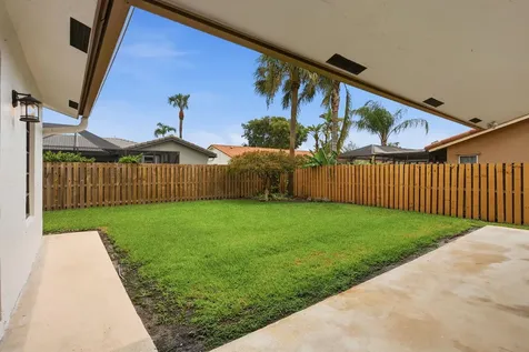 7909 NW 18th Place Margate FL 33063