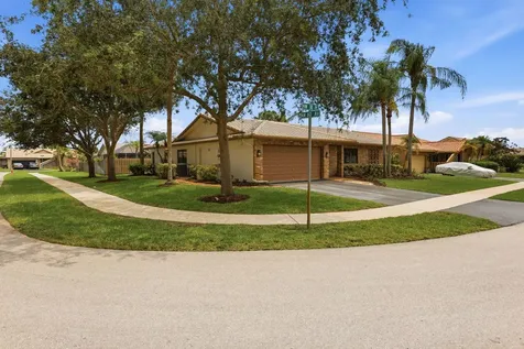 7909 NW 18th Place Margate FL 33063