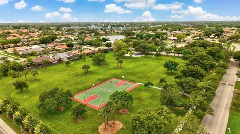 7909 NW 18th Place Margate FL 33063