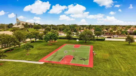 7909 NW 18th Place Margate FL 33063