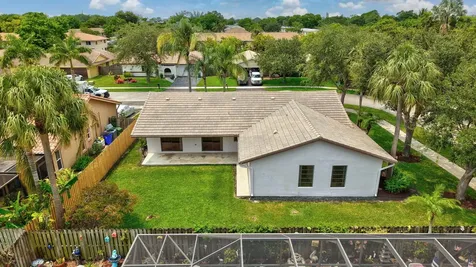 7909 NW 18th Place Margate FL 33063