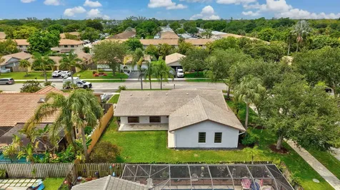 7909 NW 18th Place Margate FL 33063