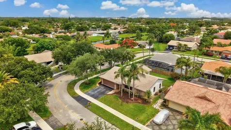 7909 NW 18th Place Margate FL 33063