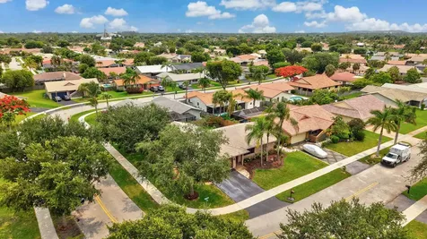 7909 NW 18th Place Margate FL 33063