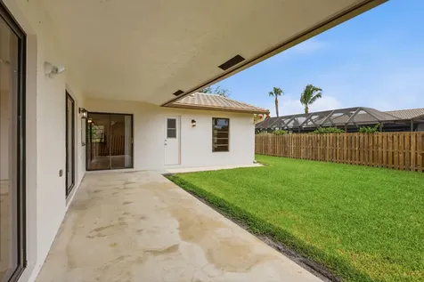 7909 NW 18th Place Margate FL 33063