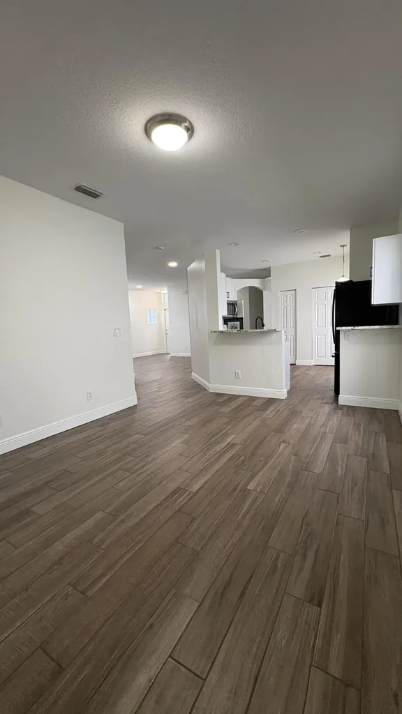 4967 Pelican Manor Coconut Creek FL 33073