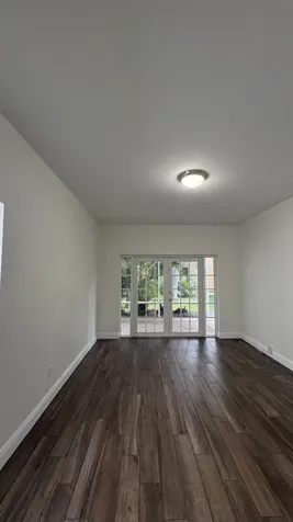 4967 Pelican Manor Coconut Creek FL 33073