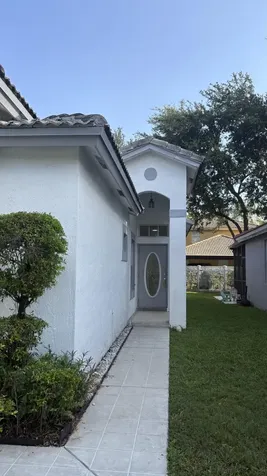 4967 Pelican Manor Coconut Creek FL 33073