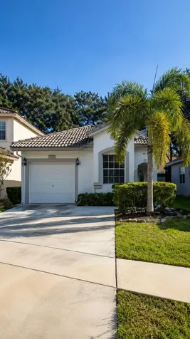 4967 Pelican Manor Coconut Creek FL 33073