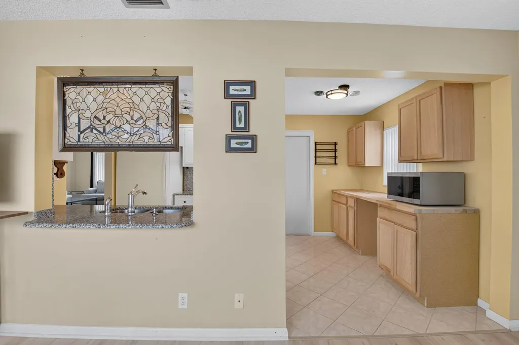 1710 SW 20th Street Boynton Beach FL 33426