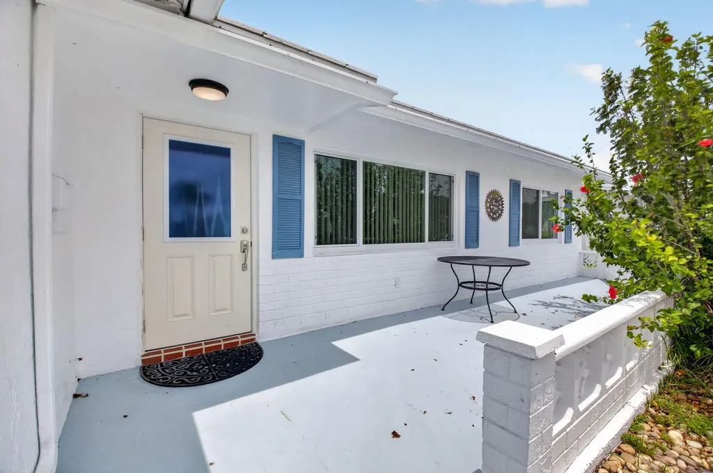 1710 SW 20th Street Boynton Beach FL 33426